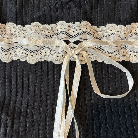 Urban Outfitters Black Ribbed Long Sleeve Top Small - Picture 2 of 4